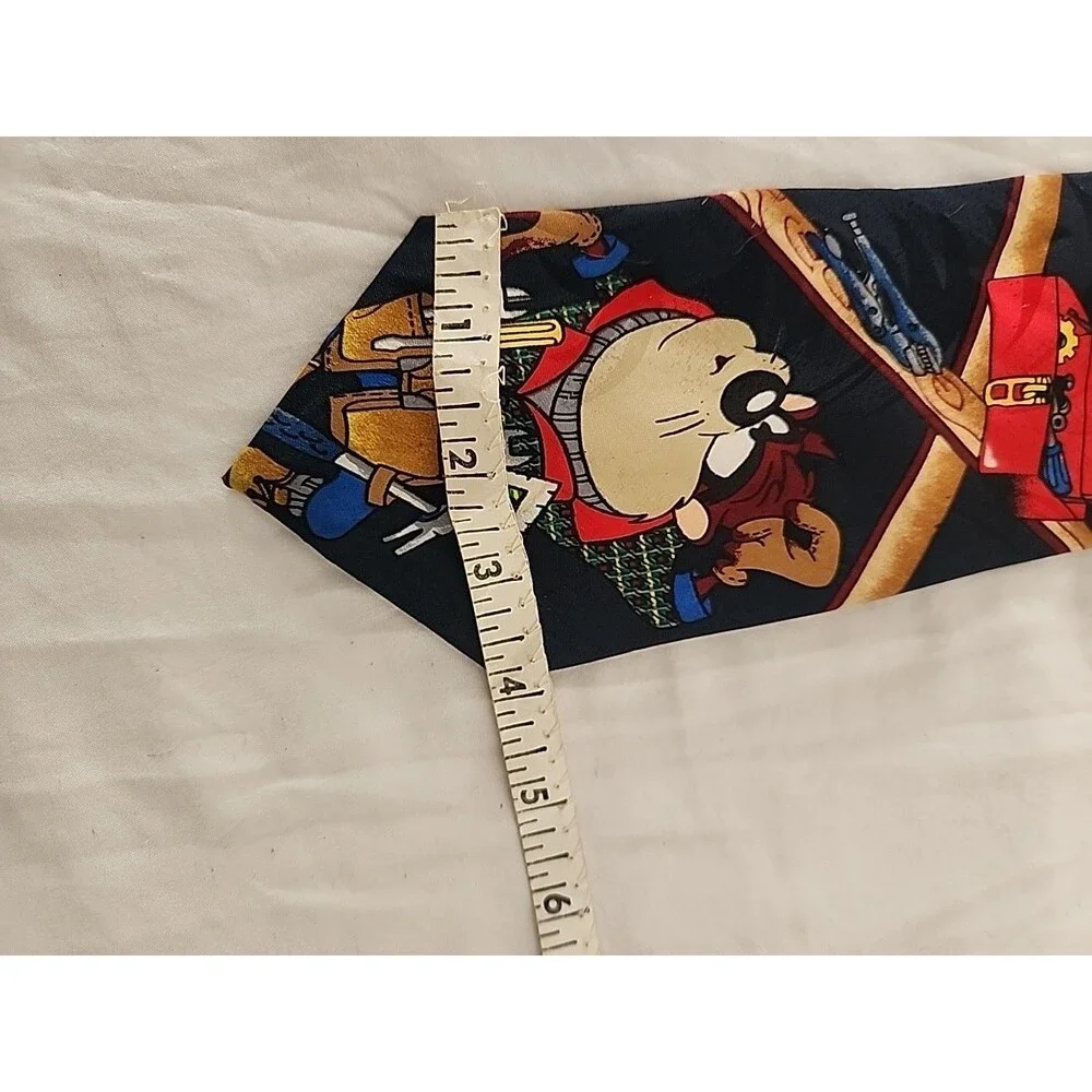 Vintage 90’s Looney Tunes Mania Carpenter Taz, Bugs Bunny & Wiley Coyote NeckTie